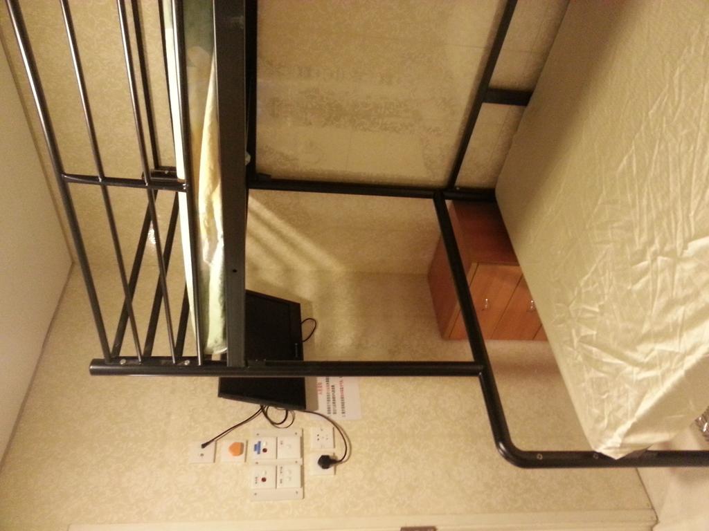 Apple Inn Tsim Sha Tsui Hong Kong Exterior photo